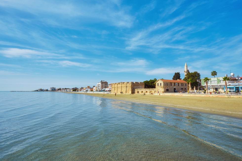 Larnaka Finikoudes Beach